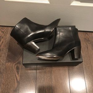 Laurence Dacade booties new